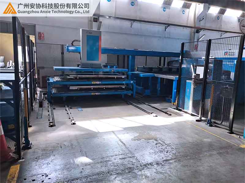 危险区域安全光栅案例.jpg