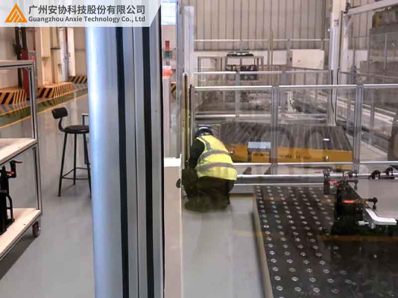 激光雷达与安全光栅协同防护案例1.jpg