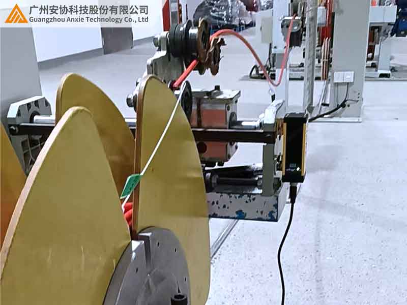 单边光幕自适应距离调节案例.jpg