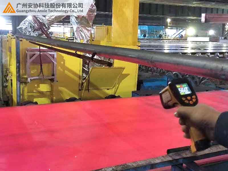 安全光栅在高温环境下的运行案例.jpg