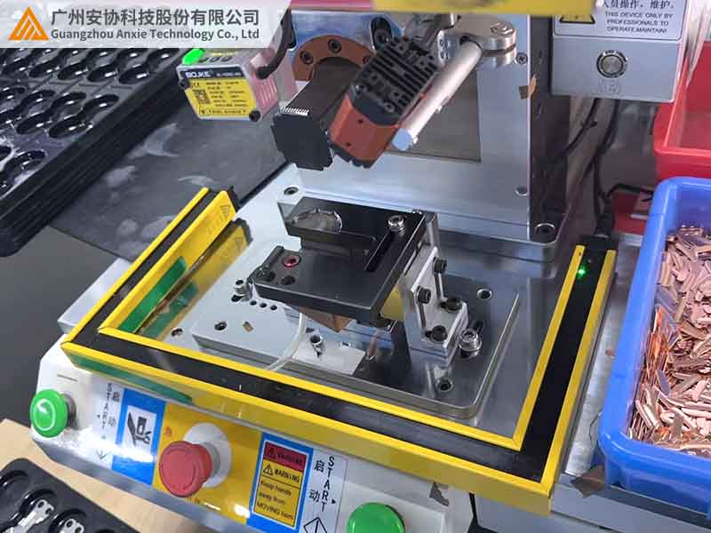 U型安全光栅机械防护方案