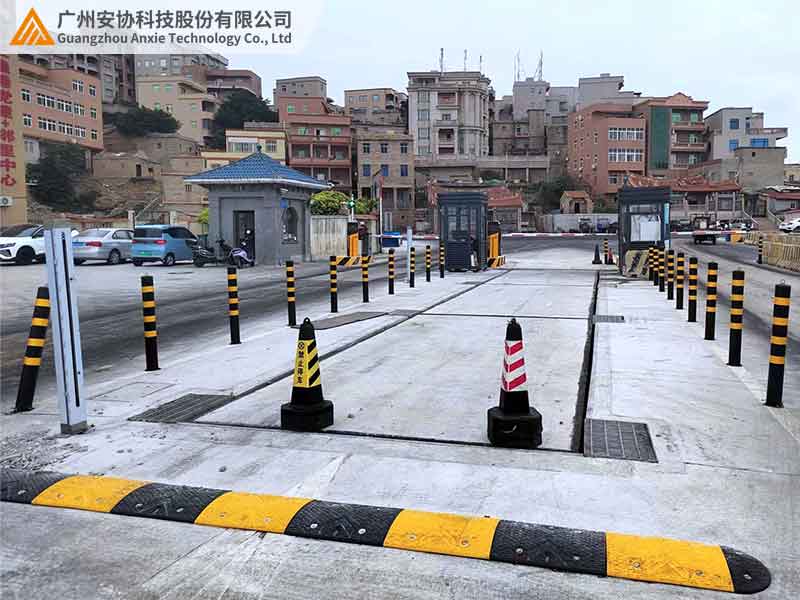 漫反射光栅在轨道交通安全防护中的应用案例.jpg