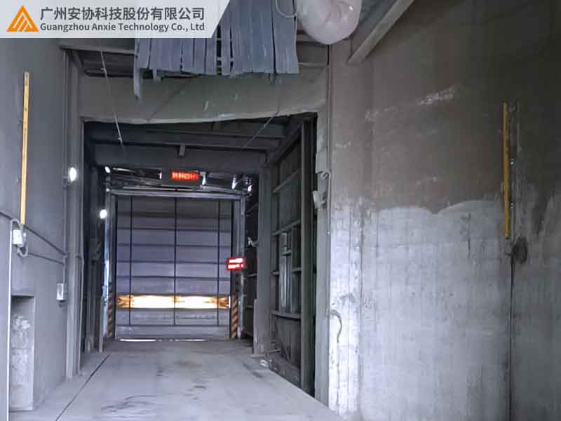 安全光幕提速装载作业的应用