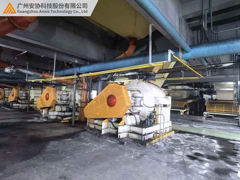 煤矿车间漫反射光栅安全防护网案例.jpg