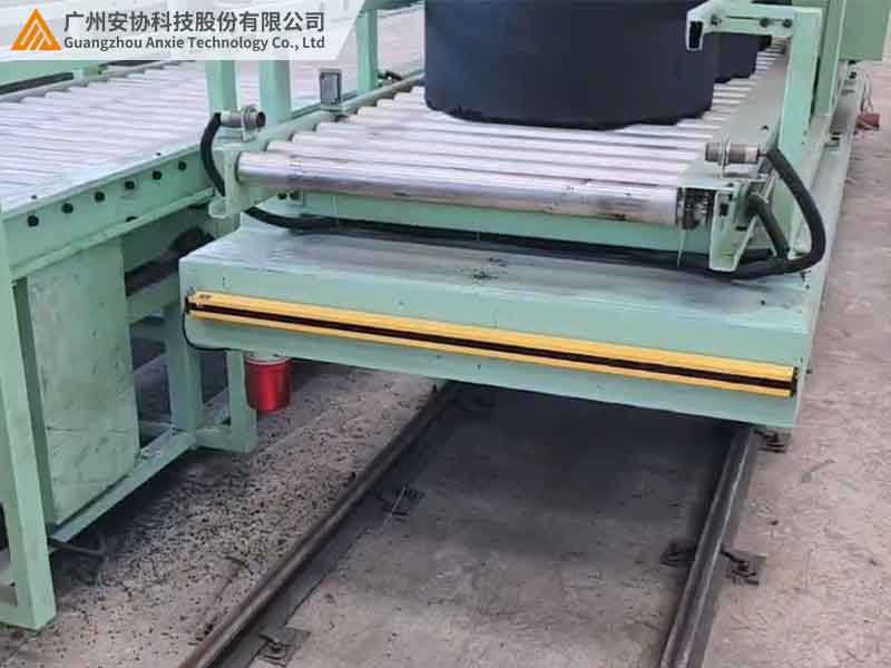 漫反射光幕在RGV定位中的应用案例.jpg