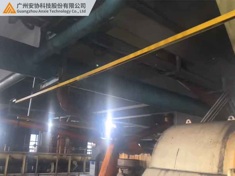 单边光栅垂直往下检测案例.jpg