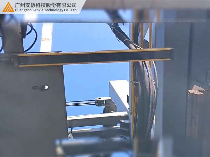 单边光栅上下支架安装要点案例.jpg
