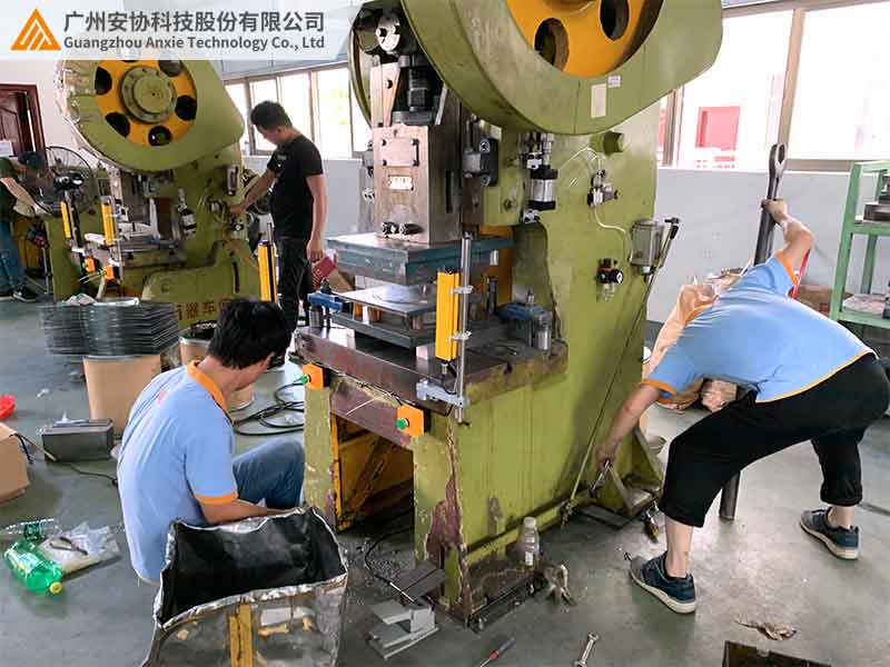 老式冲床安全光栅安装指南案例.jpg