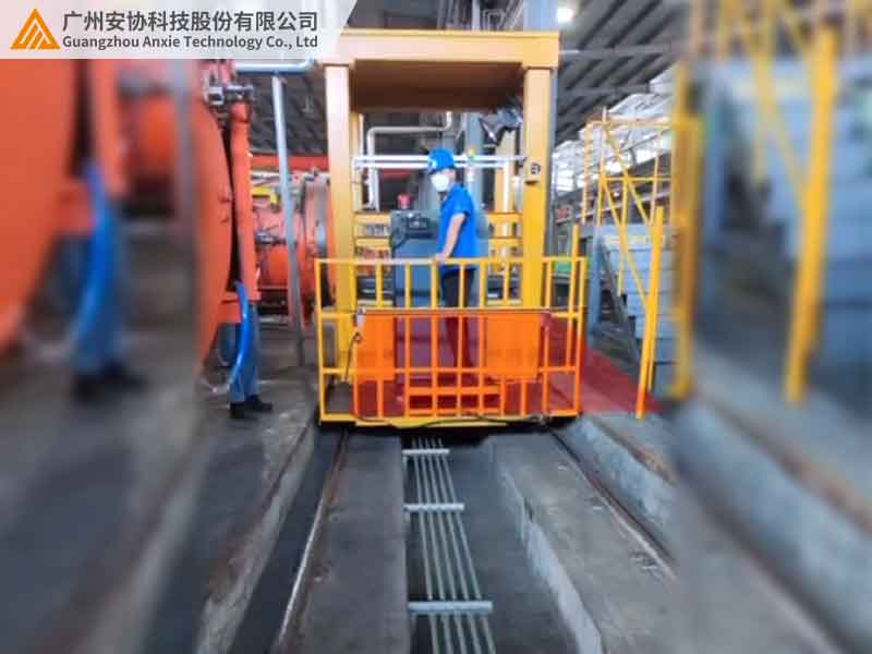 单边光栅检测轨道运输车的行驶中的障碍物案例.jpg