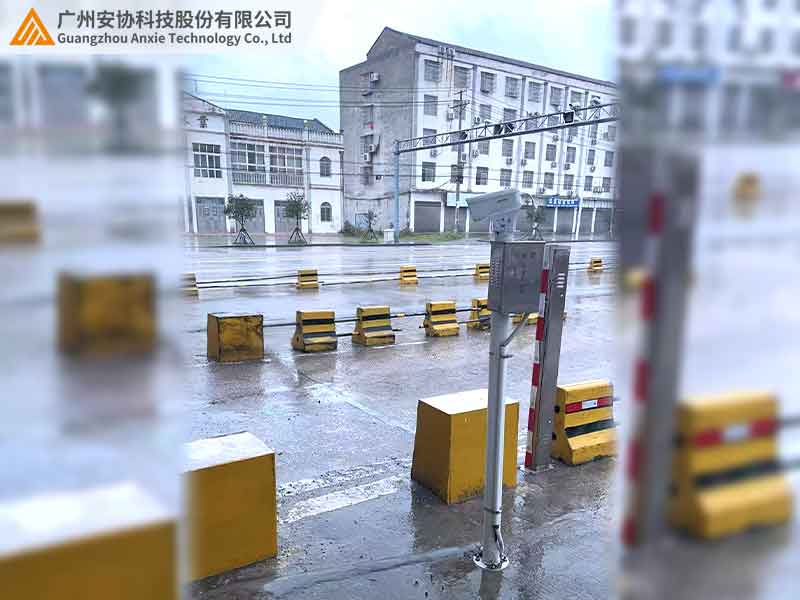 暴雨场景中的户外漫反射光幕防水性案例.jpg