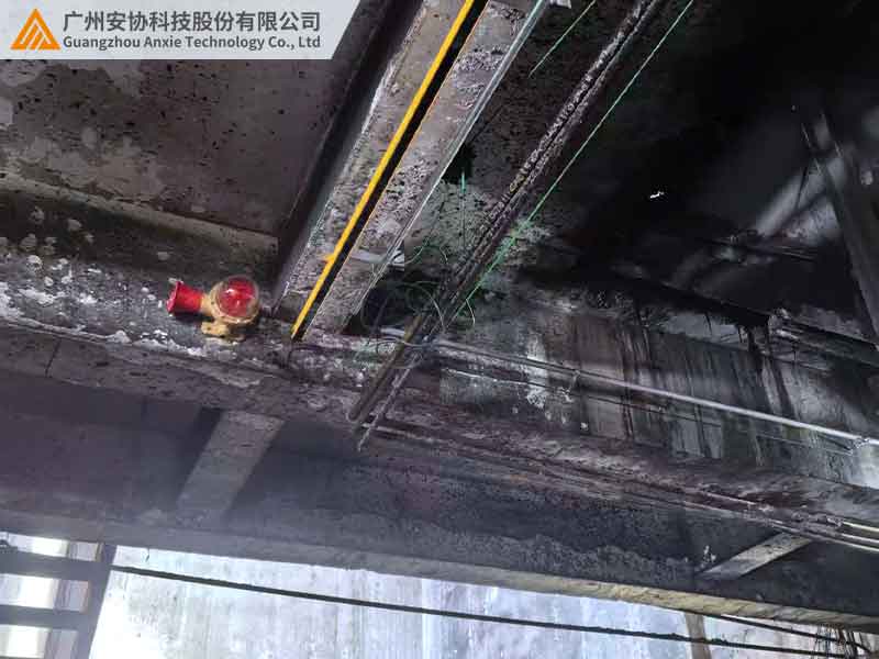 煤矿井下单边光幕安全防护新方案