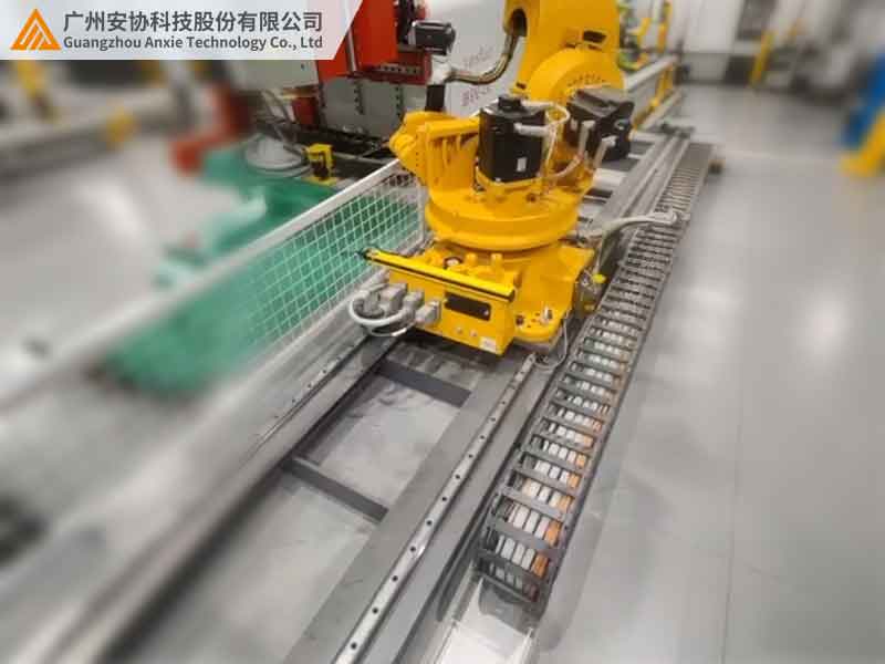 RGV轨道避障新方案单边光栅精准检测