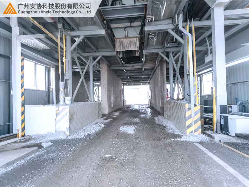 矿区里下料装载车道的测量光幕作用