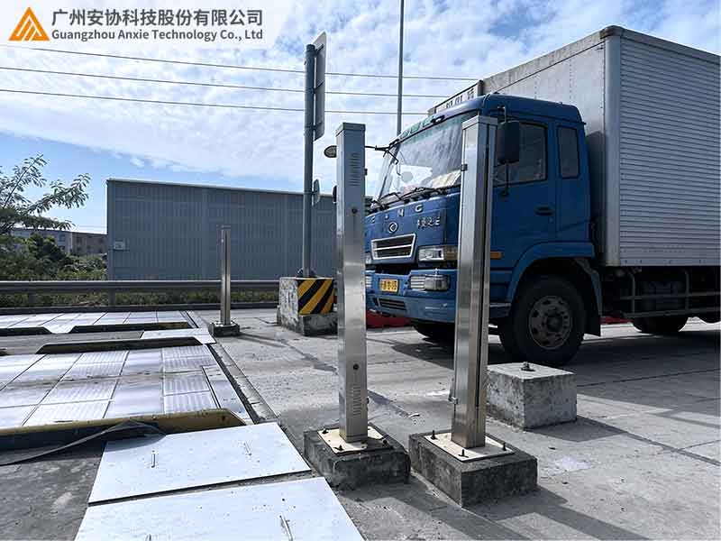 车辆分离光幕助力高速路收费站地磅精准管控保安全案例.jpg