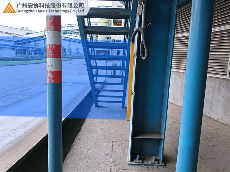窄边安装单边光幕适配地磅车辆定位场景