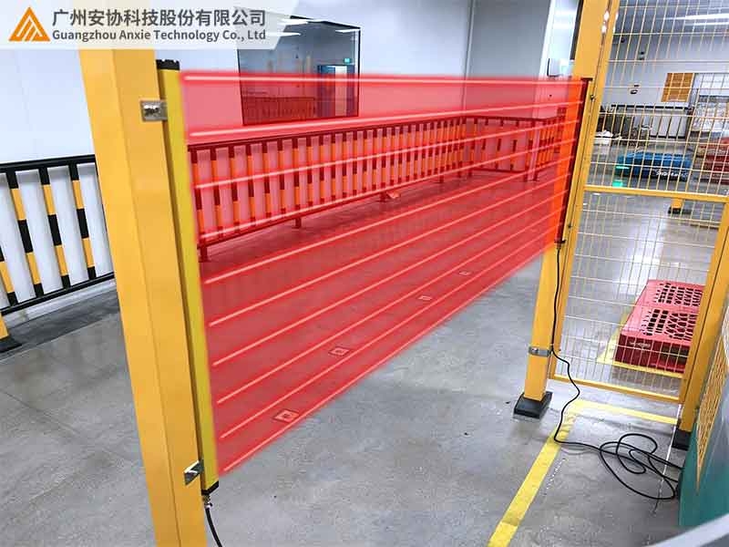 多光束安全光栅全方位覆盖厂区护栏区域防护点位.jpg