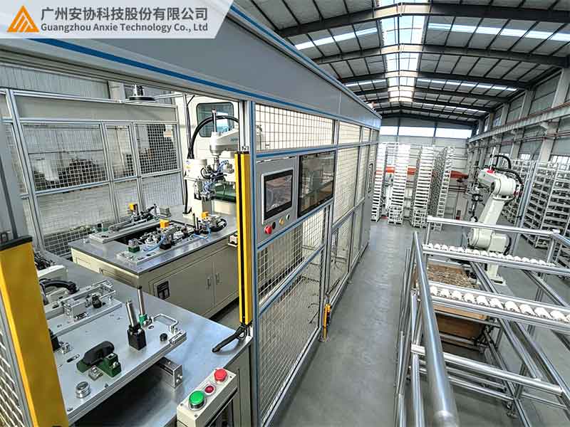 安全光栅划定车间工作台安全操作边界